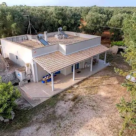 Trullo E Casa Don Giulio 37 Holiday home Francavilla Fontana